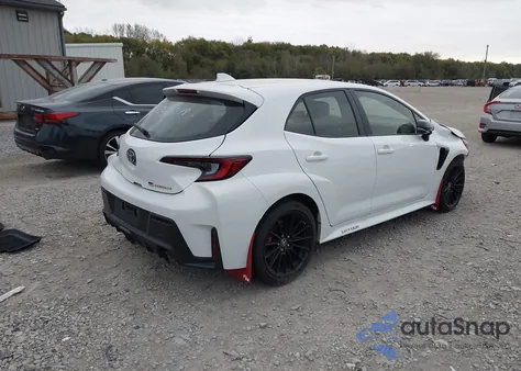 2023 Toyota Gr Corolla Core z USA, uszkodzony, nr VIN JTNABAAE0PA003348